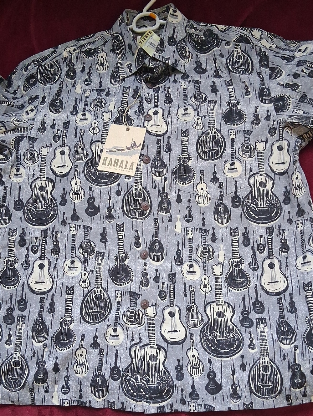 NWT Kahala 1936 Ukulele Print Aloha Mens Shirt Medium